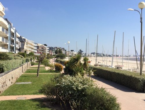 Esplanade Esplanade